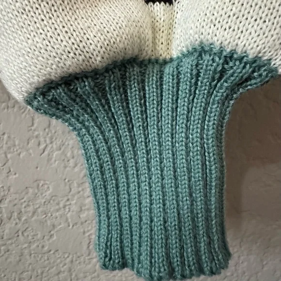 Festive Green and Red Women's Sweater - Picture 8 of 11